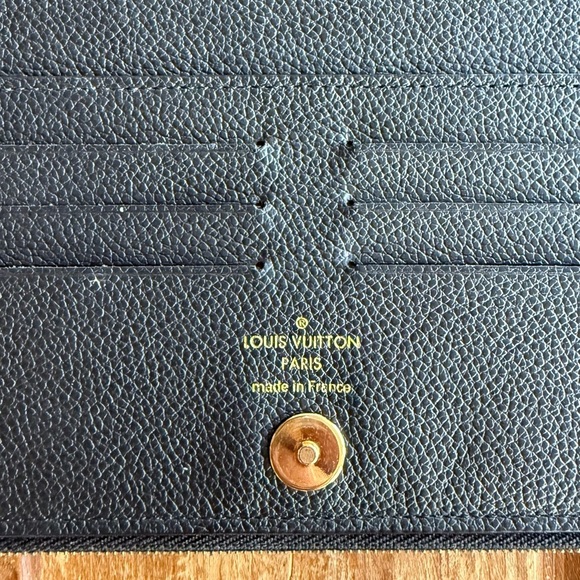 Authentic Louis Vuitton Empreinte Adele Wallet - Picture 6 of 16